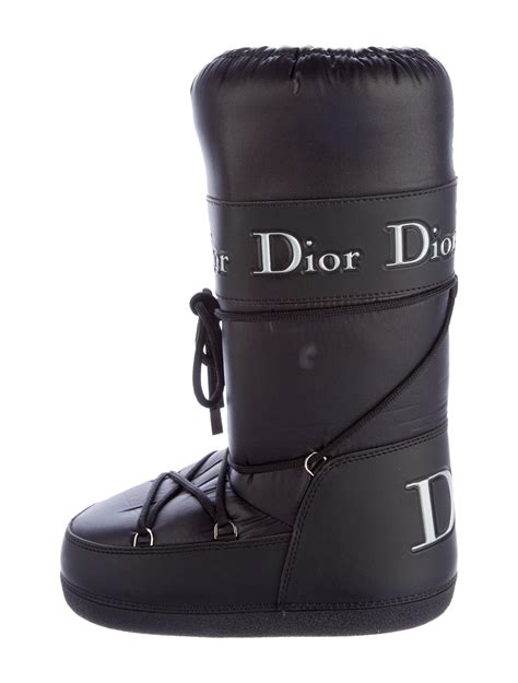 women Christian Dior snow boots